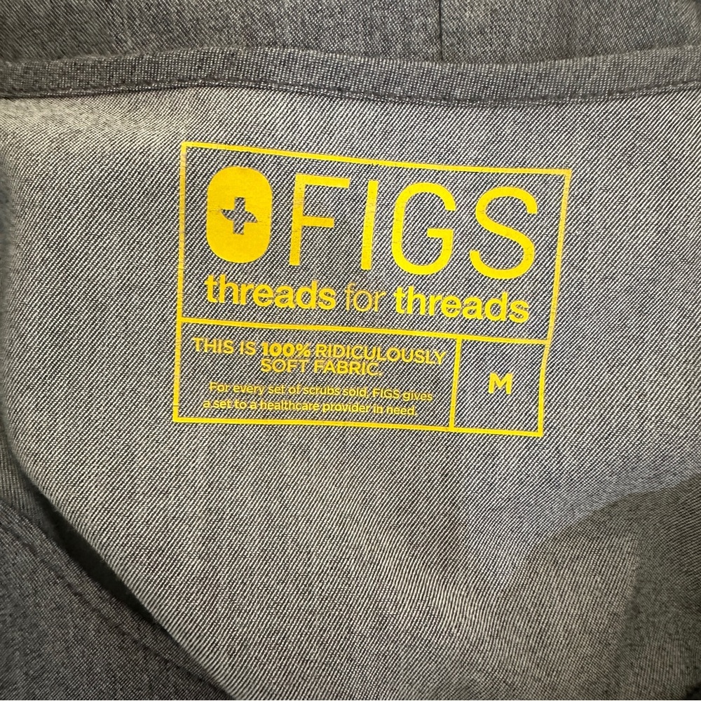 Figs Threads For Threads Scrub Top - image 4